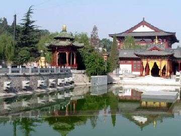 興慶宮公園游玩攻略游玩時(shí)間門票路線攻略(門票/門票免費(fèi)嗎?交通路線和開放時(shí)間/怎么去)